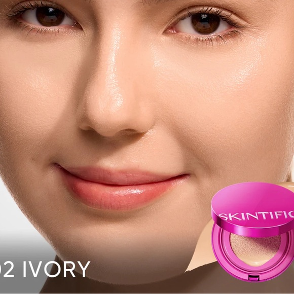 SKINTIFIC Cover Glow Perfect Cushion – Shade 02 Ivory ✨ - Picture 2 of 6